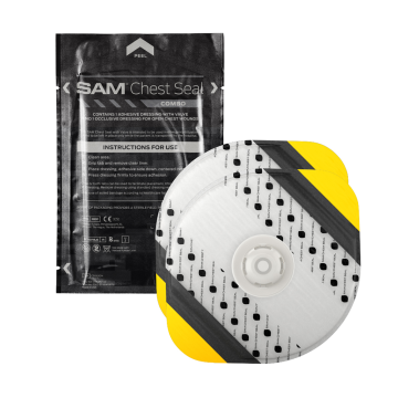 SAM Chest Seal Kit - 1 x Valved Dressing & 1 x Non-Valved Dressing